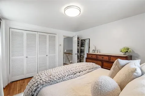 26 Manning Drive East Providence RI 02915