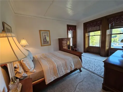 364 Bellevue Avenue Newport RI 02840