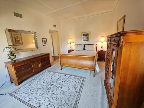 364 Bellevue Avenue Newport RI 02840