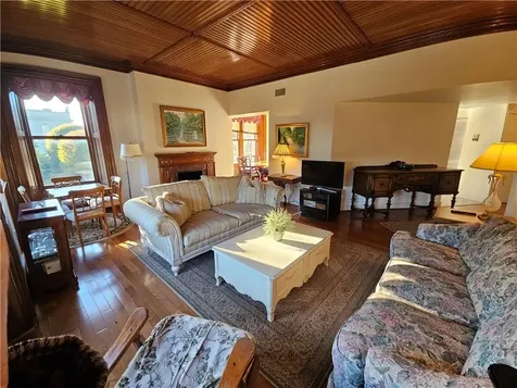364 Bellevue Avenue Newport RI 02840