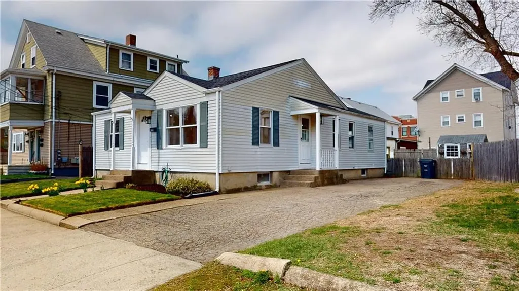204 Vine Street Pawtucket RI 02861
