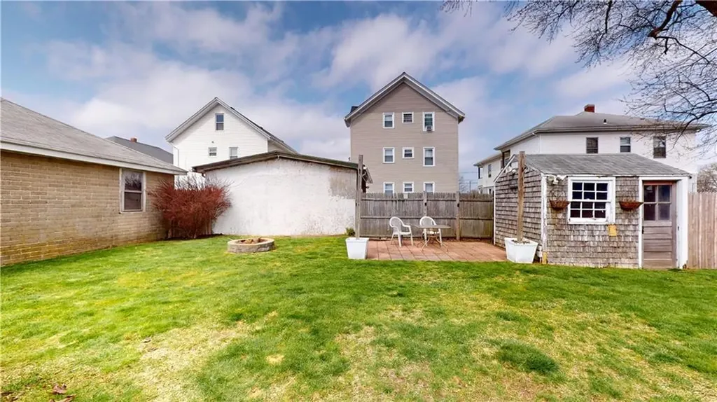 204 Vine Street Pawtucket RI 02861