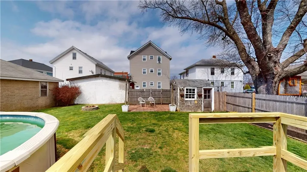 204 Vine Street Pawtucket RI 02861