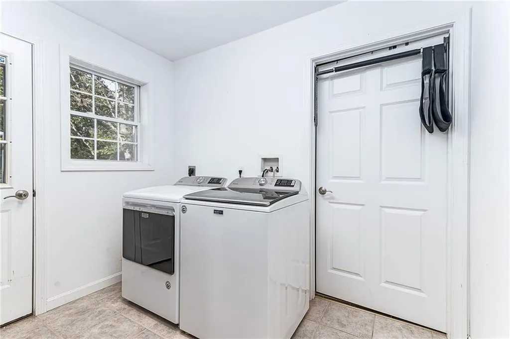 30 Clifford Drive Westerly RI 02891