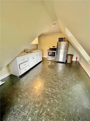 313 Berkeley Avenue Middletown RI 02842