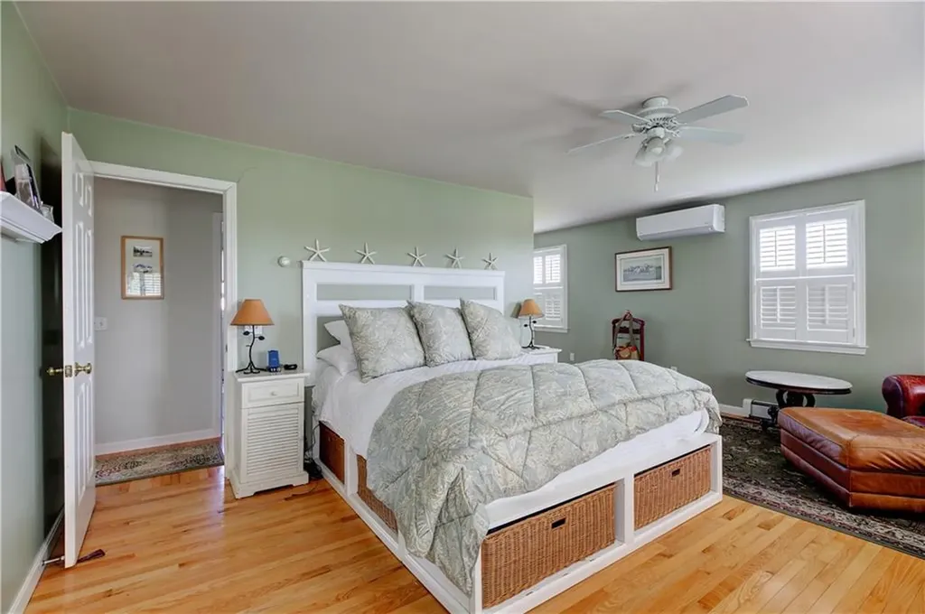 66 Mccorrie Lane Portsmouth RI 02871
