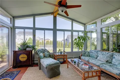 66 Mccorrie Lane Portsmouth RI 02871