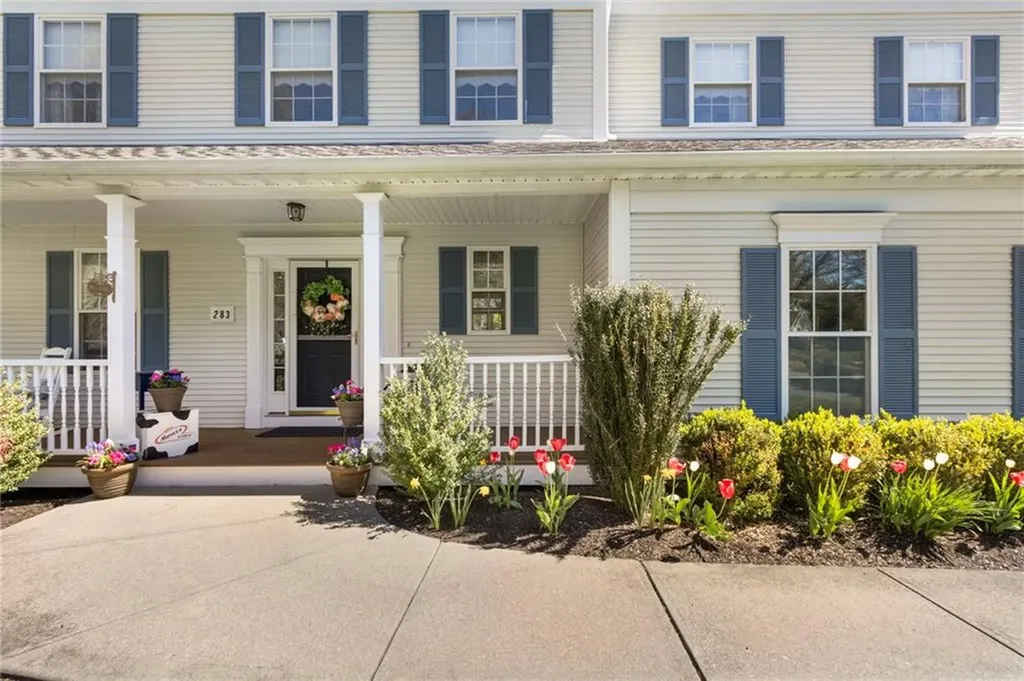 283 Castle Rocks Road Warwick RI 02886
