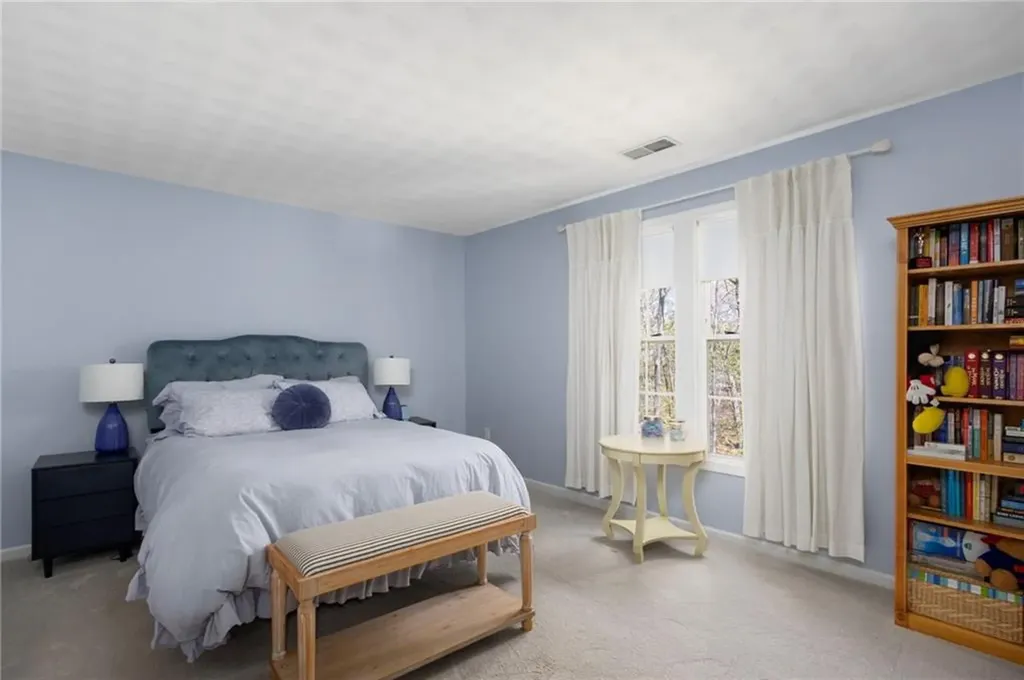 283 Castle Rocks Road Warwick RI 02886