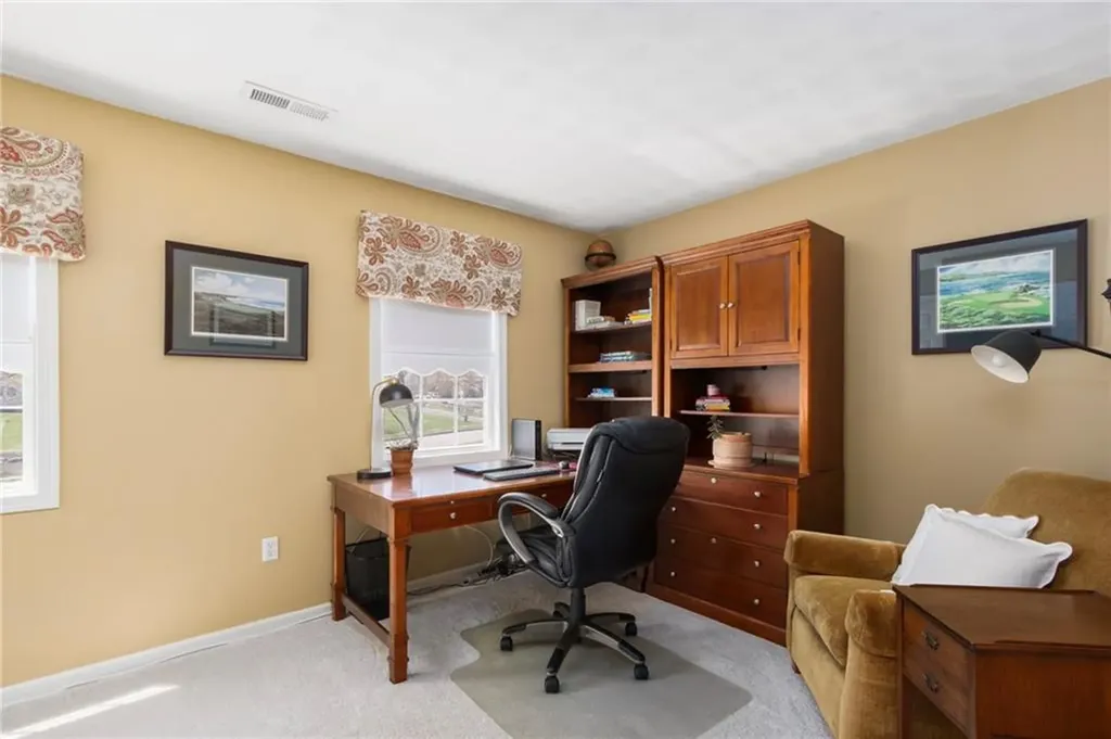 283 Castle Rocks Road Warwick RI 02886