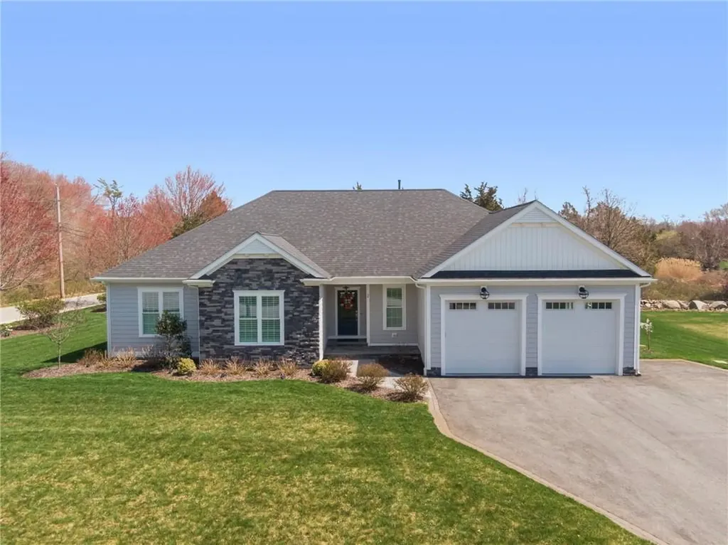 2 Waterview Lane Warren RI 02885