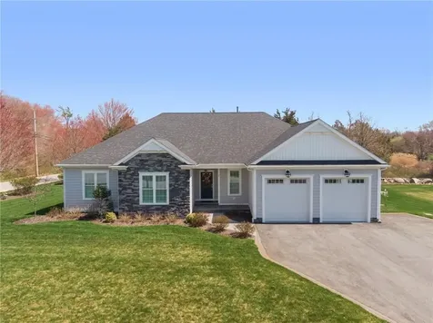 2 Waterview Lane Warren RI 02885
