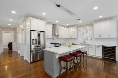 2 Waterview Lane Warren RI 02885