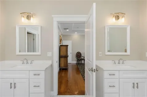 2 Waterview Lane Warren RI 02885