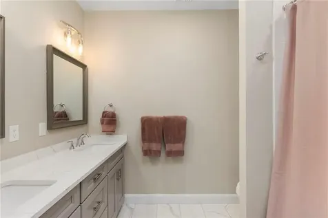 2 Waterview Lane Warren RI 02885