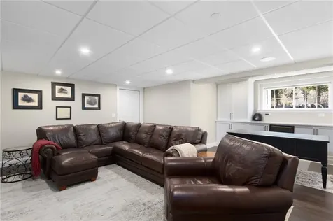 2 Waterview Lane Warren RI 02885