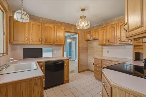 11 Mulberry Circle Johnston RI 02919