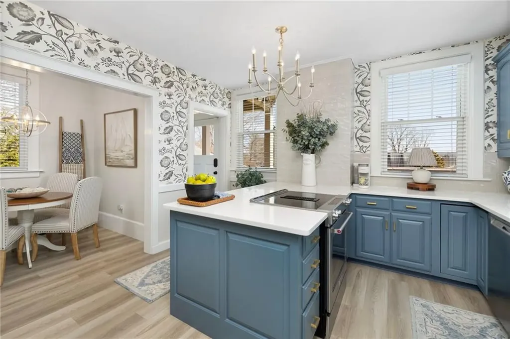 144 Woodland Road Woonsocket RI 02895