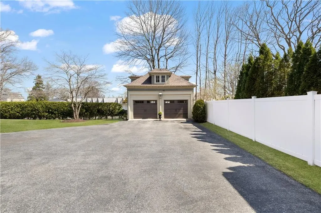 144 Woodland Road Woonsocket RI 02895