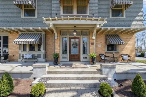 144 Woodland Road Woonsocket RI 02895