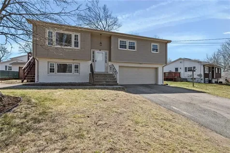 92 Star Avenue Woonsocket RI 02895
