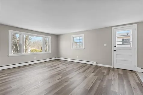 92 Star Avenue Woonsocket RI 02895