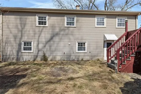 92 Star Avenue Woonsocket RI 02895