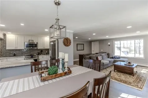 34 Eagle Run Warwick RI 02818