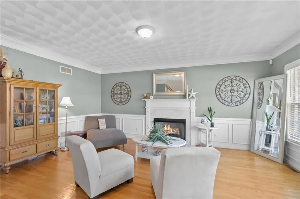 25 Red Hawk Drive Cranston RI 02921