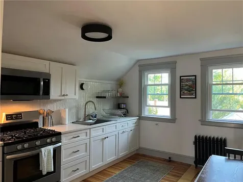 25 View Street Providence RI 02908