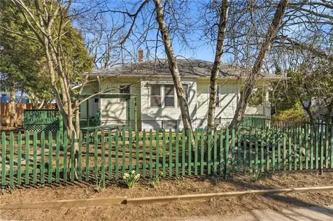 27 Essex Street Cranston RI 02910