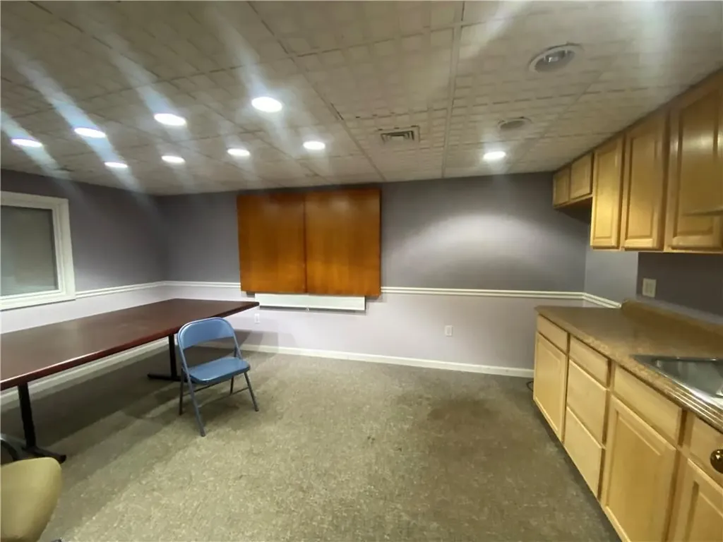 2121 Elmwood Avenue Warwick RI 02888