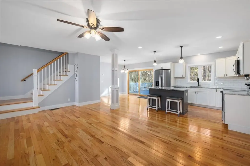 30 Tiffany Road Coventry RI 02816
