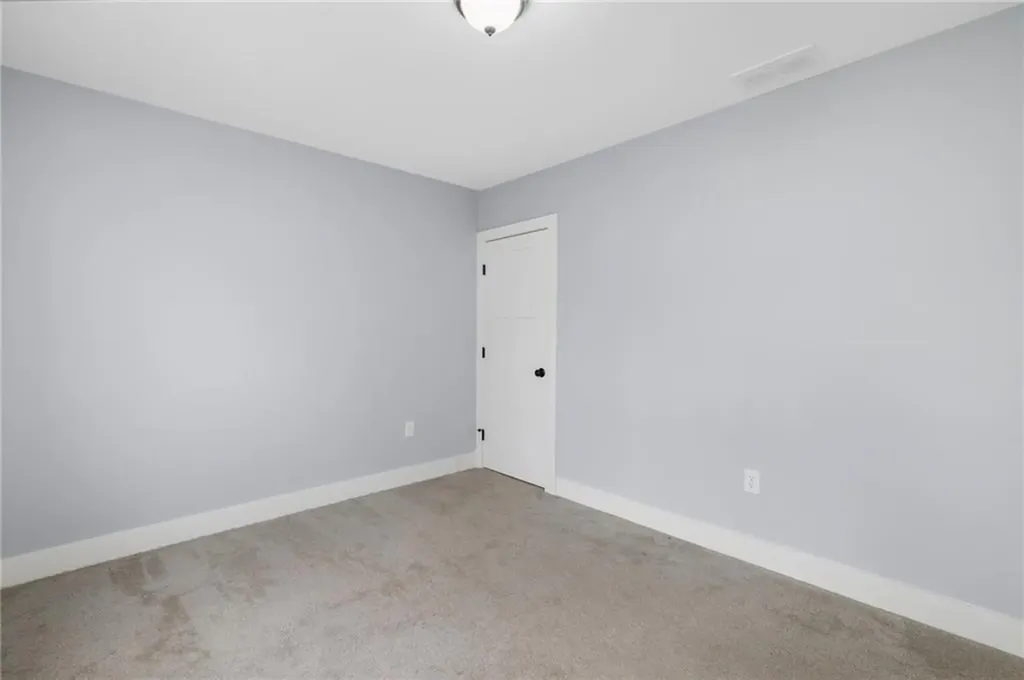 30 Tiffany Road Coventry RI 02816