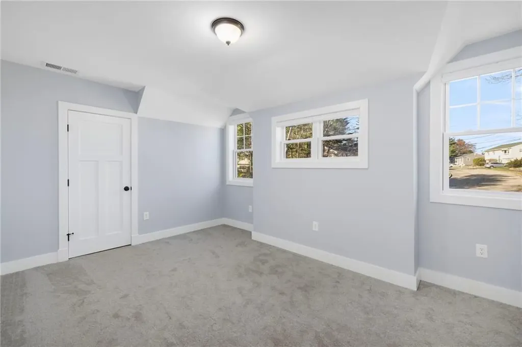 30 Tiffany Road Coventry RI 02816