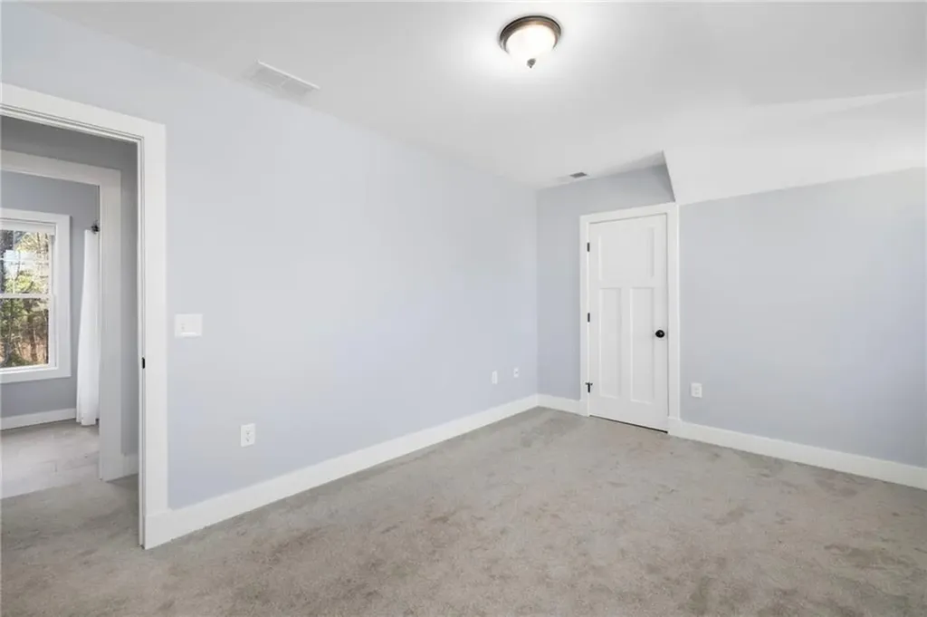 30 Tiffany Road Coventry RI 02816