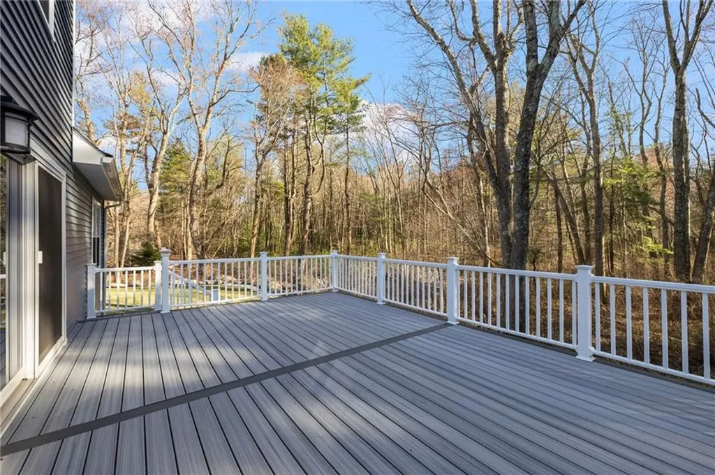 30 Tiffany Road Coventry RI 02816
