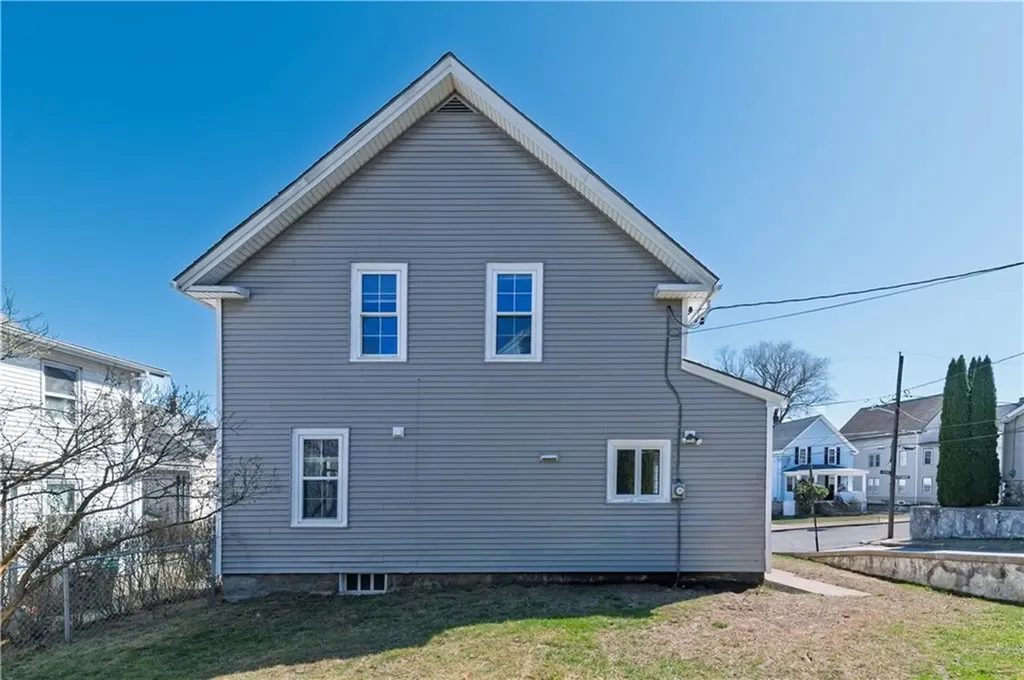 708 3rd Avenue Woonsocket RI 02895