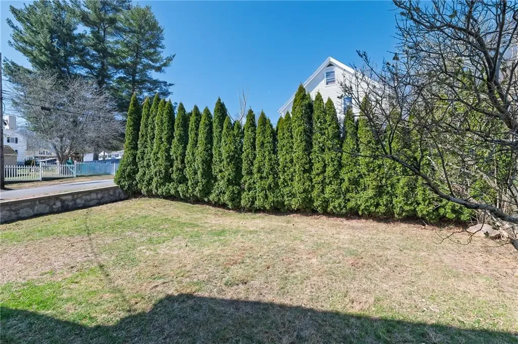 708 3rd Avenue Woonsocket RI 02895