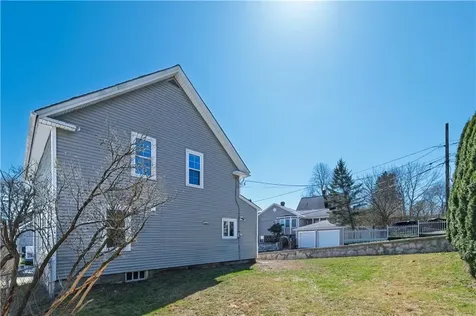 708 3rd Avenue Woonsocket RI 02895