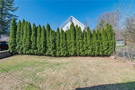 708 3rd Avenue Woonsocket RI 02895