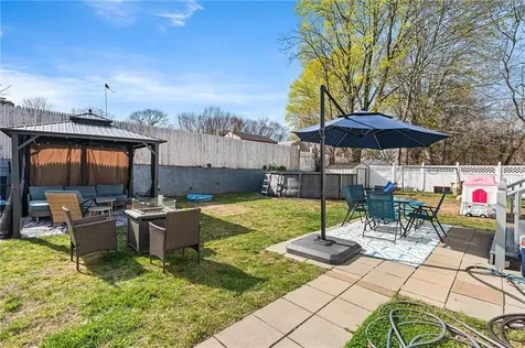 102 Cochran Street West Warwick RI 02893