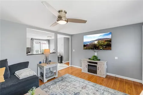 102 Cochran Street West Warwick RI 02893