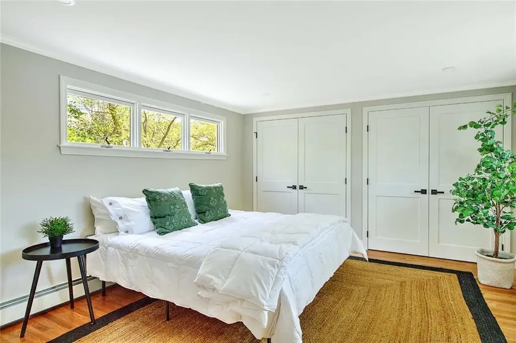 18 Chantilly Drive Barrington RI 02806