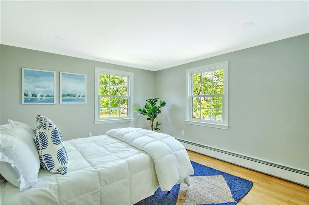18 Chantilly Drive Barrington RI 02806