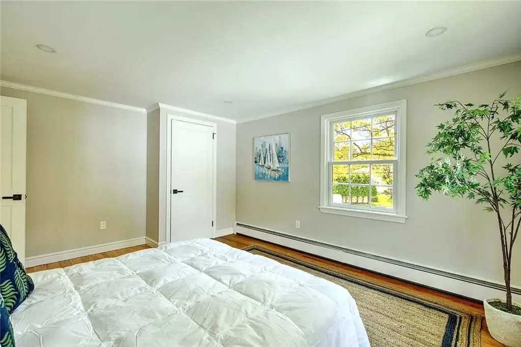 18 Chantilly Drive Barrington RI 02806