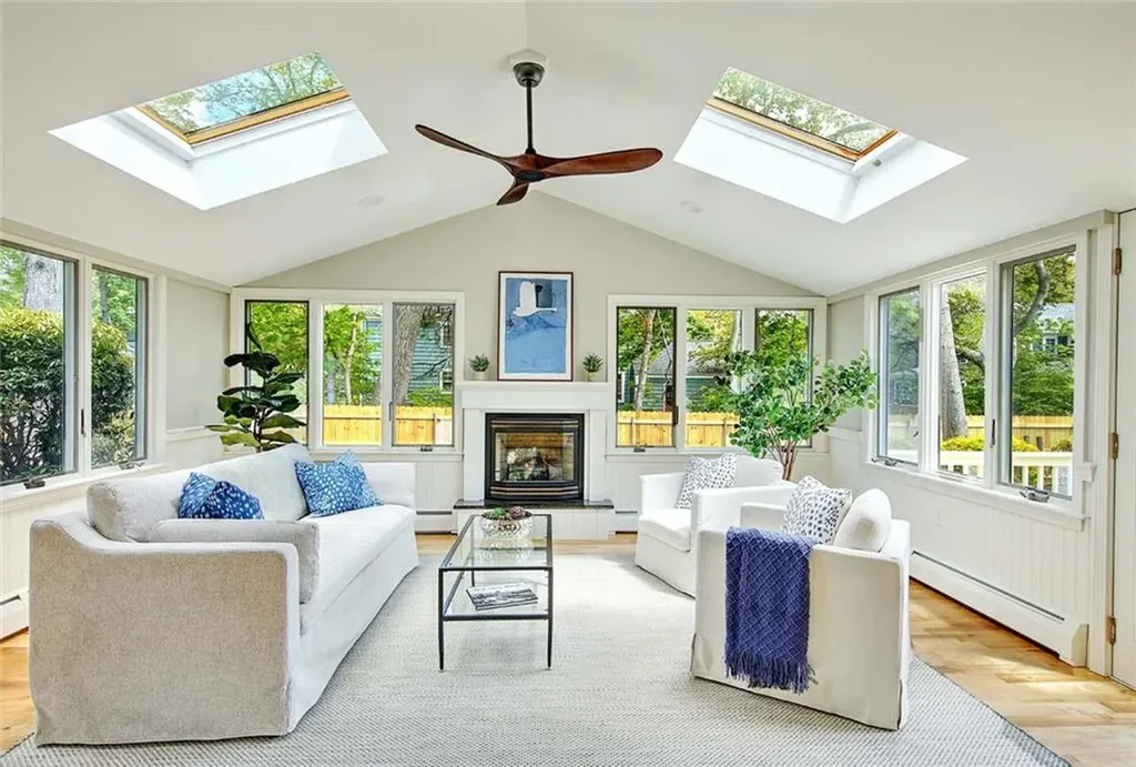 18 Chantilly Drive Barrington RI 02806