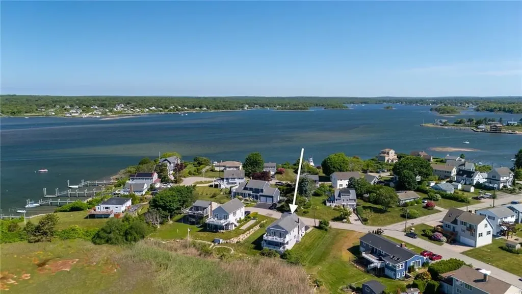 18 Starfish Drive Narragansett RI 02882