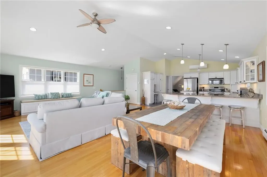 18 Starfish Drive Narragansett RI 02882