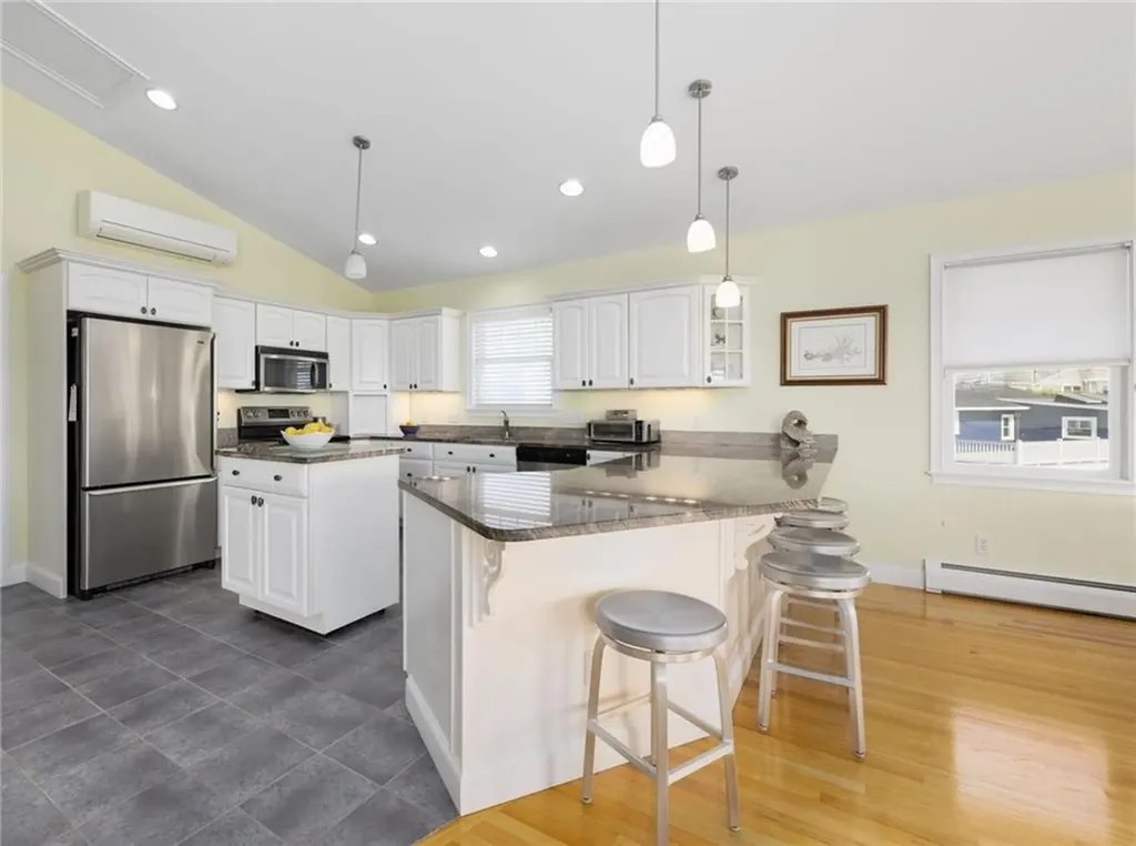 18 Starfish Drive Narragansett RI 02882